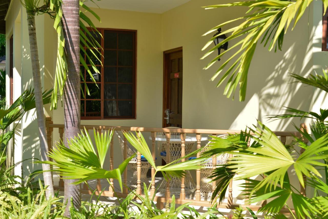 Coco La Palm Hotel Negril Exterior photo